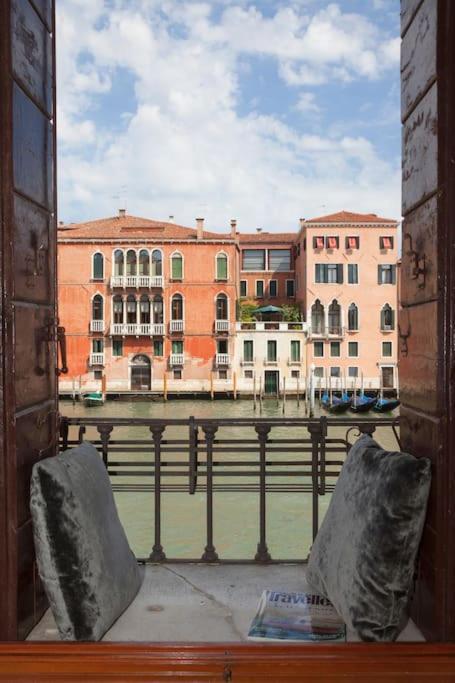 Palazzo Alvera Grand Canal Venedig Exterior foto
